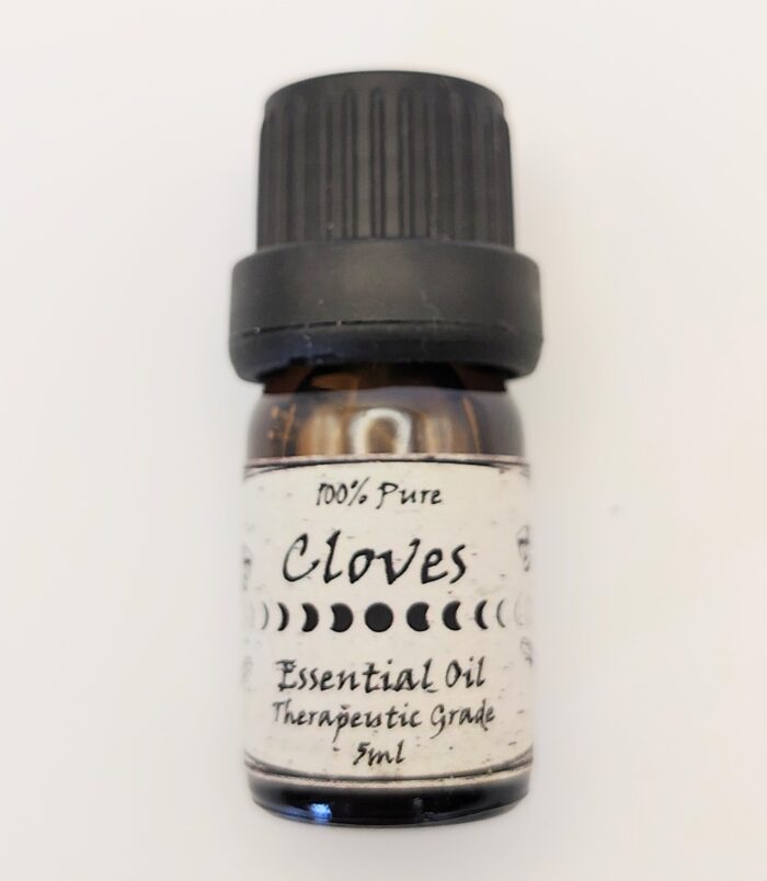 100% pure clove essential oil bottle.